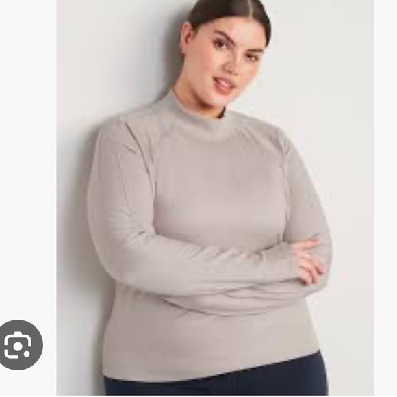 New! Old Navy cropped Cozecore mock neck top Sz 2XL - Picture 8 of 10